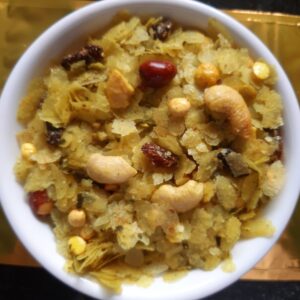 Kaju Kismi Poha Chiwda